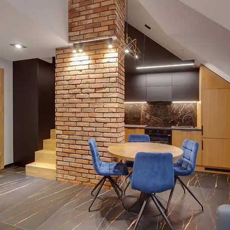 Sobieskiego 26 Apartment